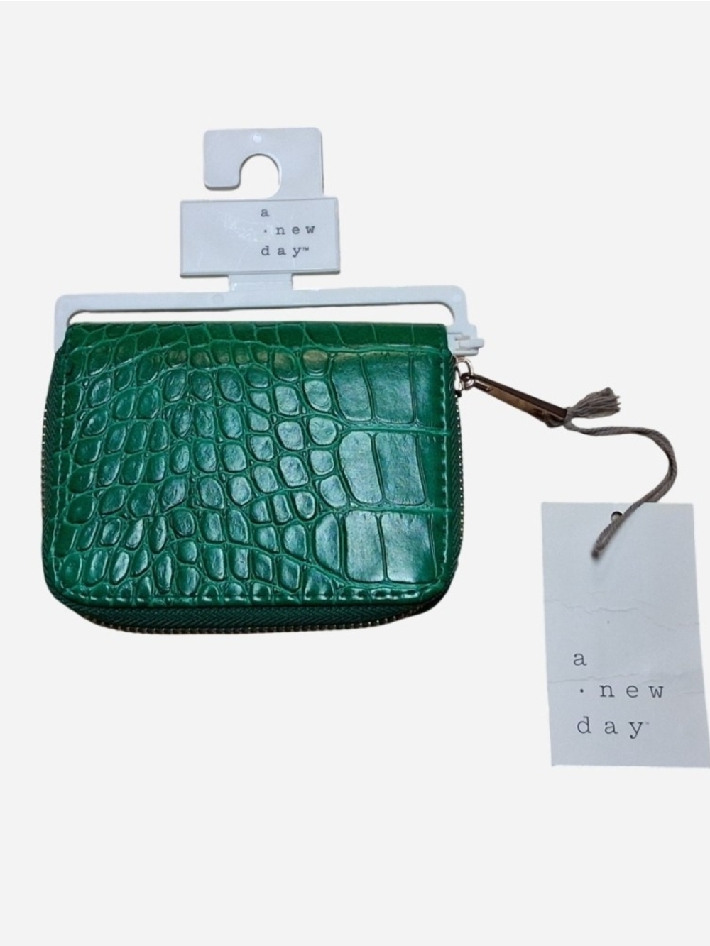 La new day Green Croc-Embossed Zip Wallet New With Tags
